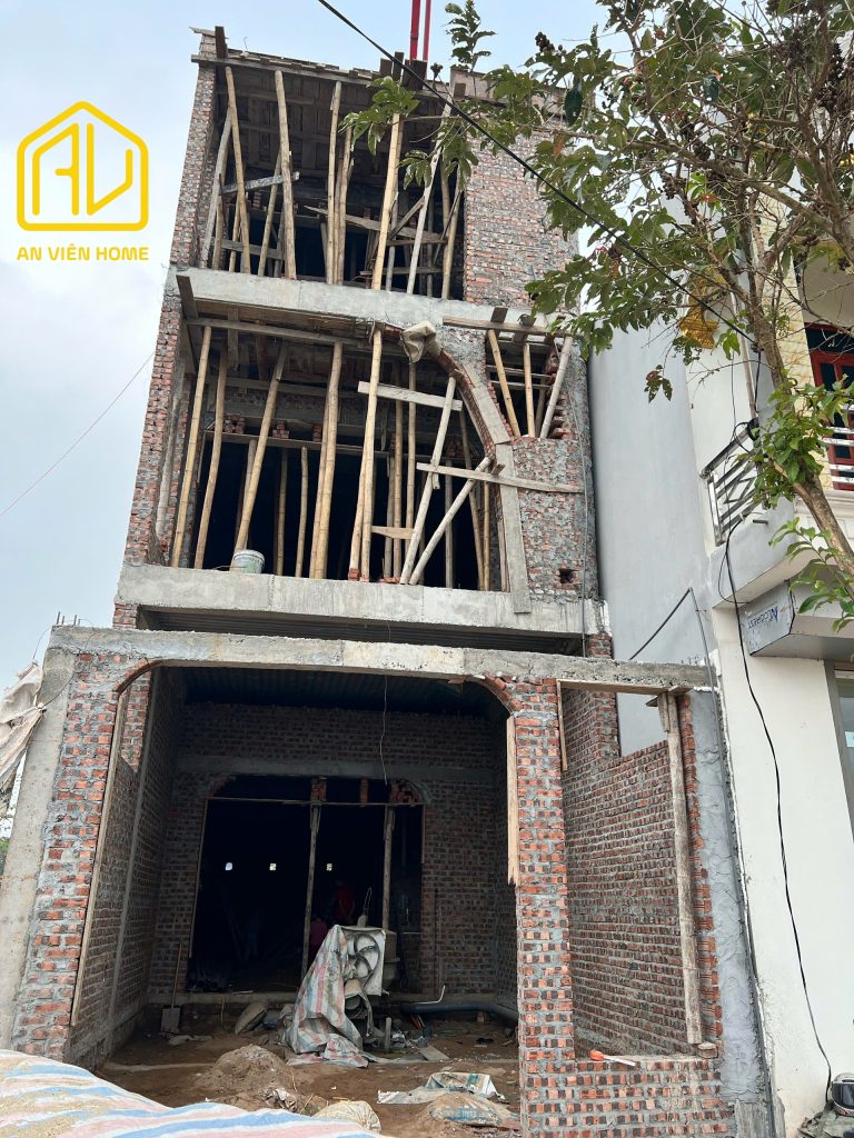 Mẫu nhà phố 4 tầng hiện đại ở Tiên Lữ Hưng Yên